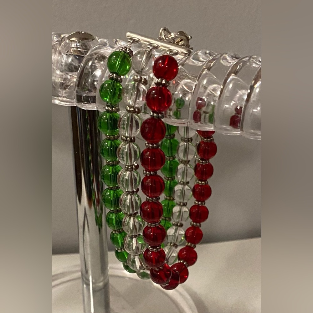 Triple strand Christmas bracelet. FINAL